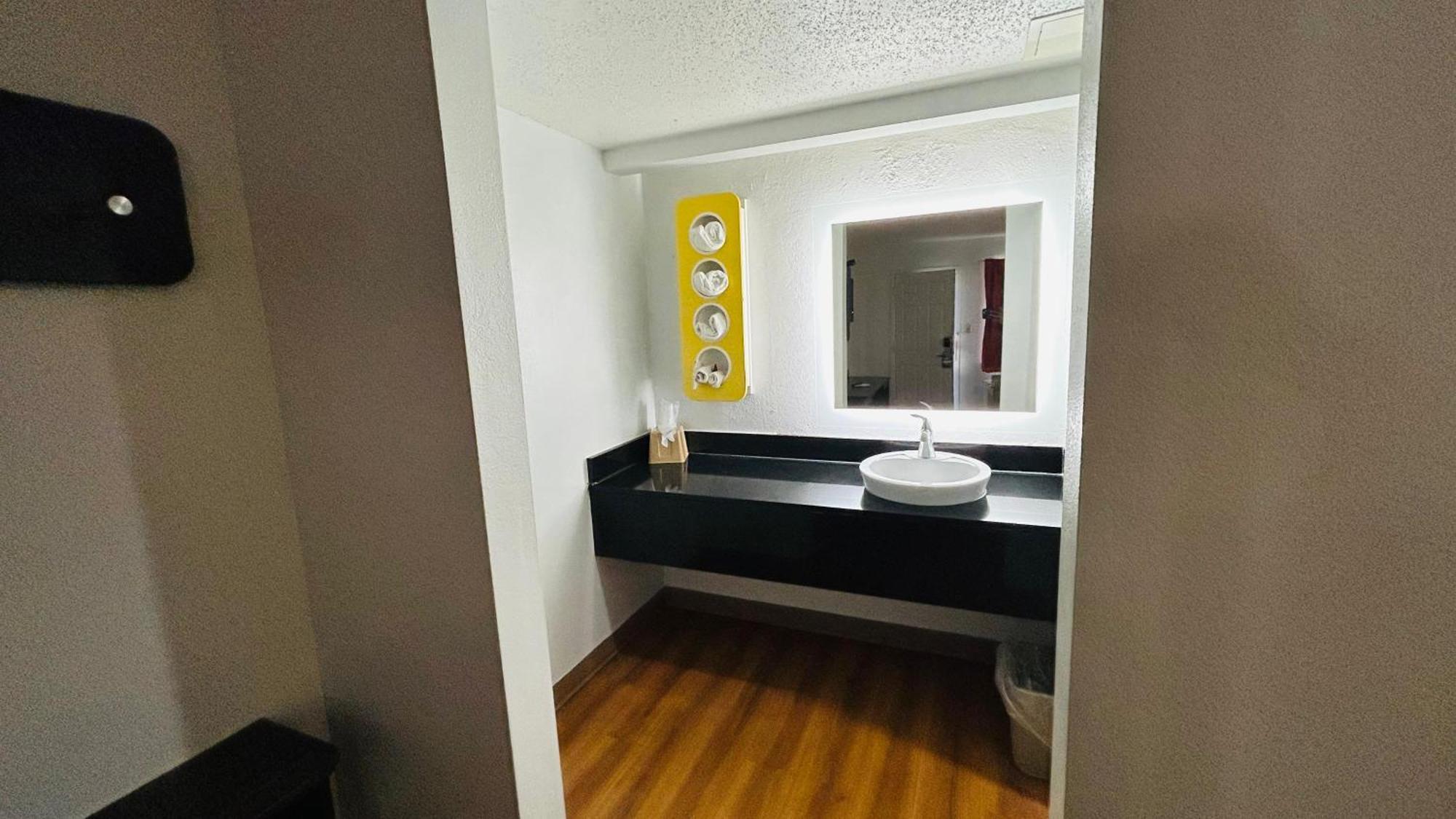 Super 7 Inn By Oyo Tupelo Hwy 178 エクステリア 写真